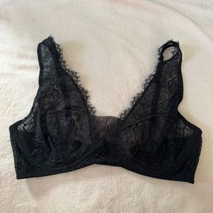 NWOT VS Unlined Bra